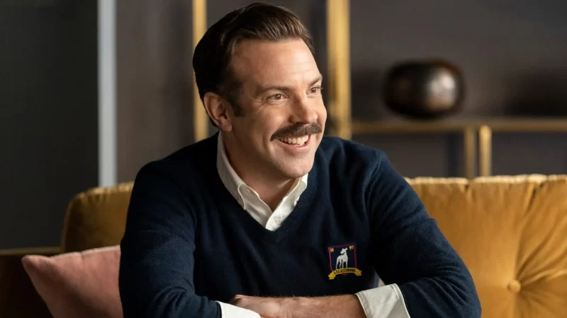 a imagem mostra uma cena da comfy série ted lasso
