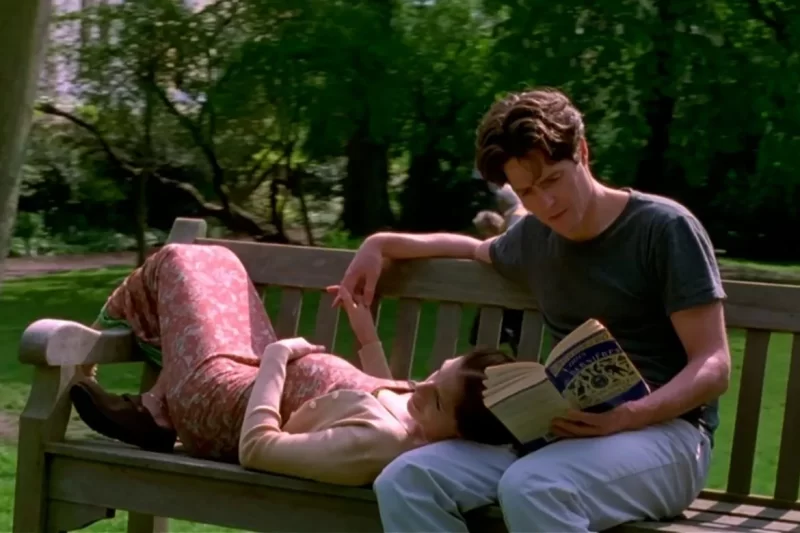 a imagem mostra uma das cenas do filme clássico de conforto um lugar chamado notting hill