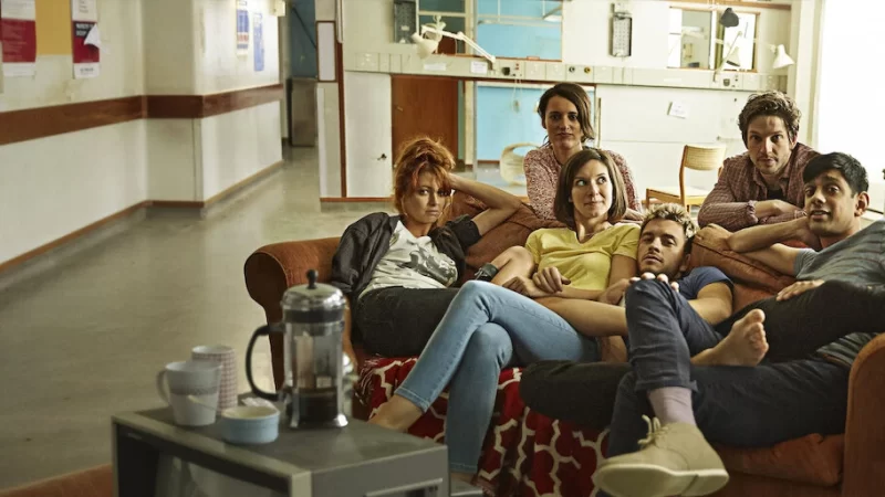 a imagem mostra a série crashing, da mesma diretora de fleabag